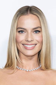 Portrait of Margot Robbie