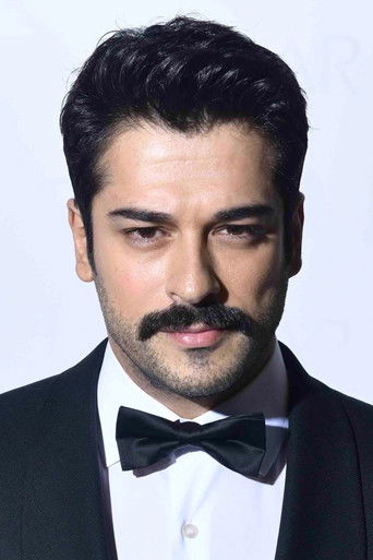 Burak Özçivit actor portrait — Turkey cinema