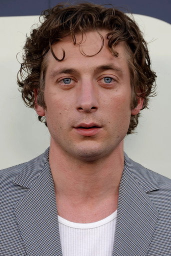 Jeremy Allen White actor portrait — United States cinema