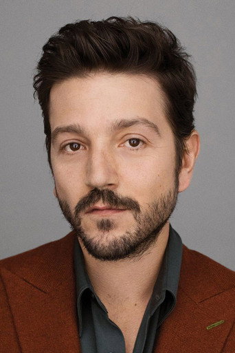 Diego Luna actor portrait — Mexico cinema